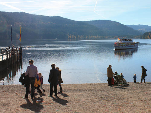 Tourist boat on Lake Titisee