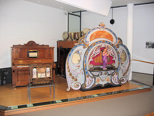 merry-go-round organ